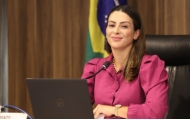 Projeto que busca oferecer teste genético para detecção do câncer de mama no Paraná avança na CCJ
