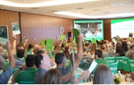 Sicredi Vanguarda PR/SP/RJ realiza reunião de lideranças e promove homenagem inédita a associados eméritos 