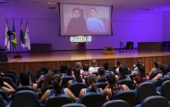 Stein Além das Quadras: Camila Costa e Julia Melz participam do primeiro encontro do projeto